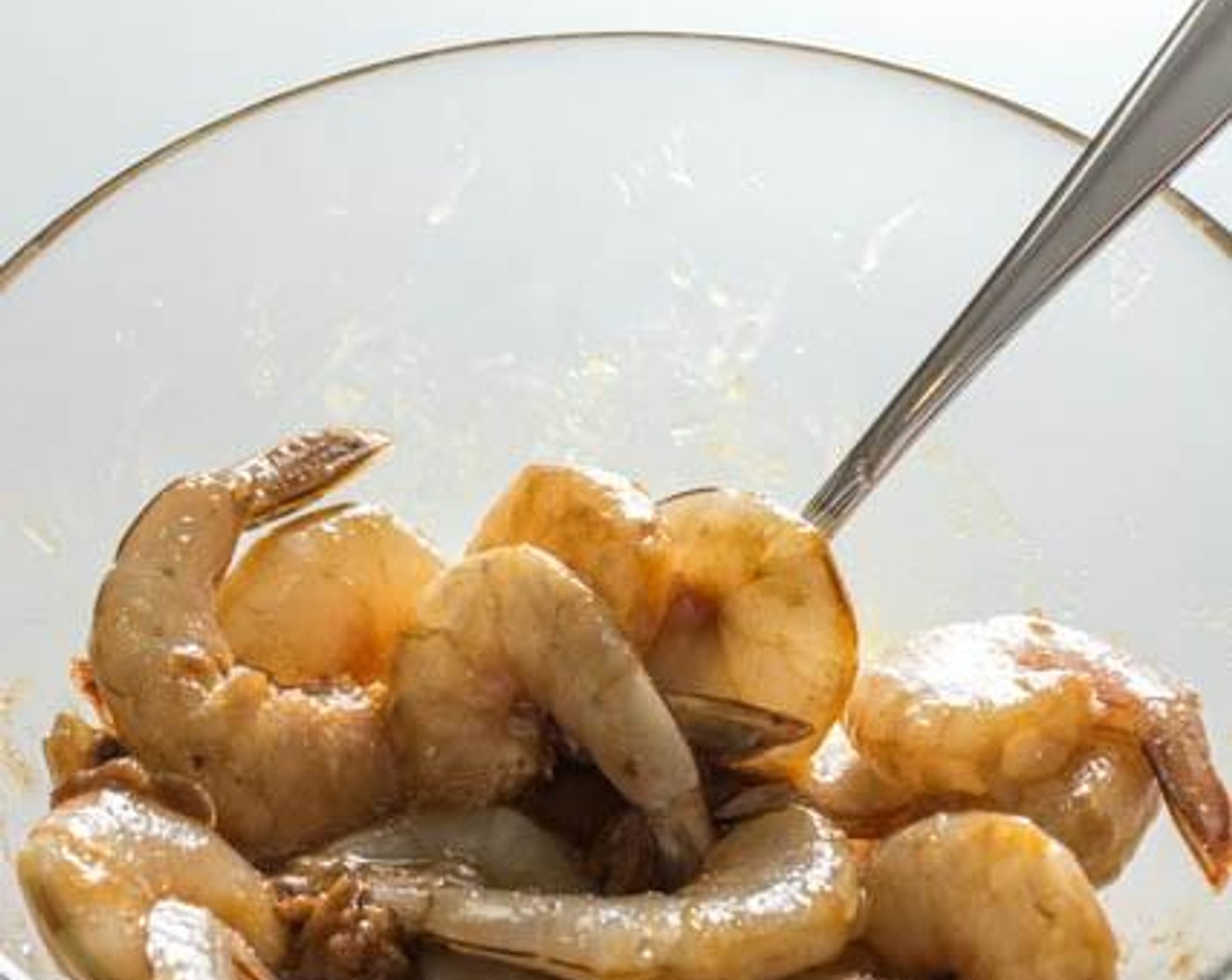 step 2 Pour the tamarind juice over the Shrimp (1 lb). Add Granulated Sugar (1 Tbsp) and Dark Soy Sauce (1/2 tsp) to the shrimp. Stir well to combine all ingredients. Allow the shrimp to marinate for 15 minutes, then separate the shrimp from the marinade liquid.