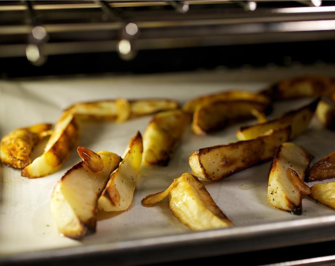 step 5 Place potatoes in a single layer on a sheet pan. Bake for 30 minutes. Remove from oven and toss with Fresh Parsley (3 Tbsp).