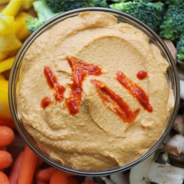 Spicy Sriracha Hummus Recipe | SideChef