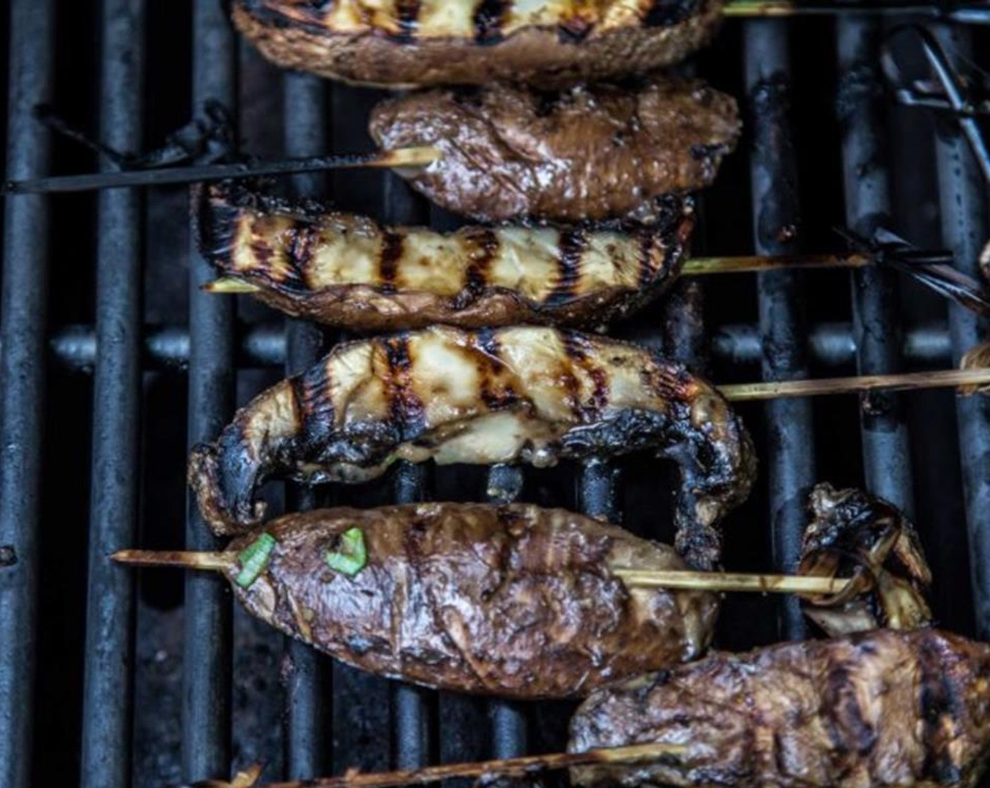 step 7 Heat up a grill or grill pan to medium heat. Cook the mushrooms approximately 6-7 minutes per side, or until preferred consistency. Meanwhile, now is a good time to cook your Mung Bean Noodles (1 pckg).