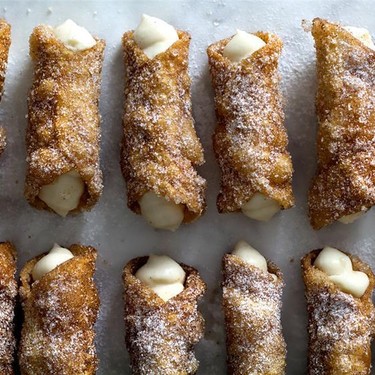 Mini Dumpling Wrapper Maple Cannolis Recipe | SideChef