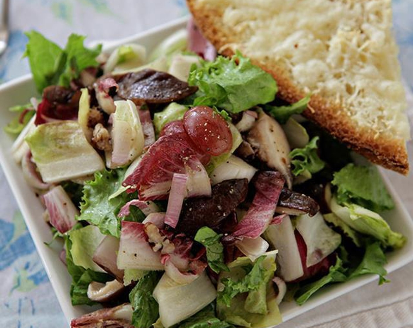 Mixed Endives Salad & Aged Goat Cheese Crostini