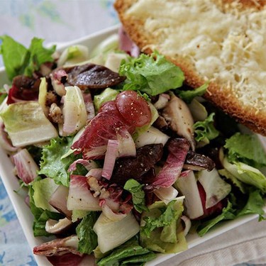 Mixed Endives Salad & Aged Goat Cheese Crostini Recipe | SideChef