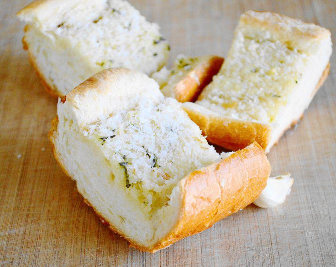 Easy Parmesan Garlic Bread