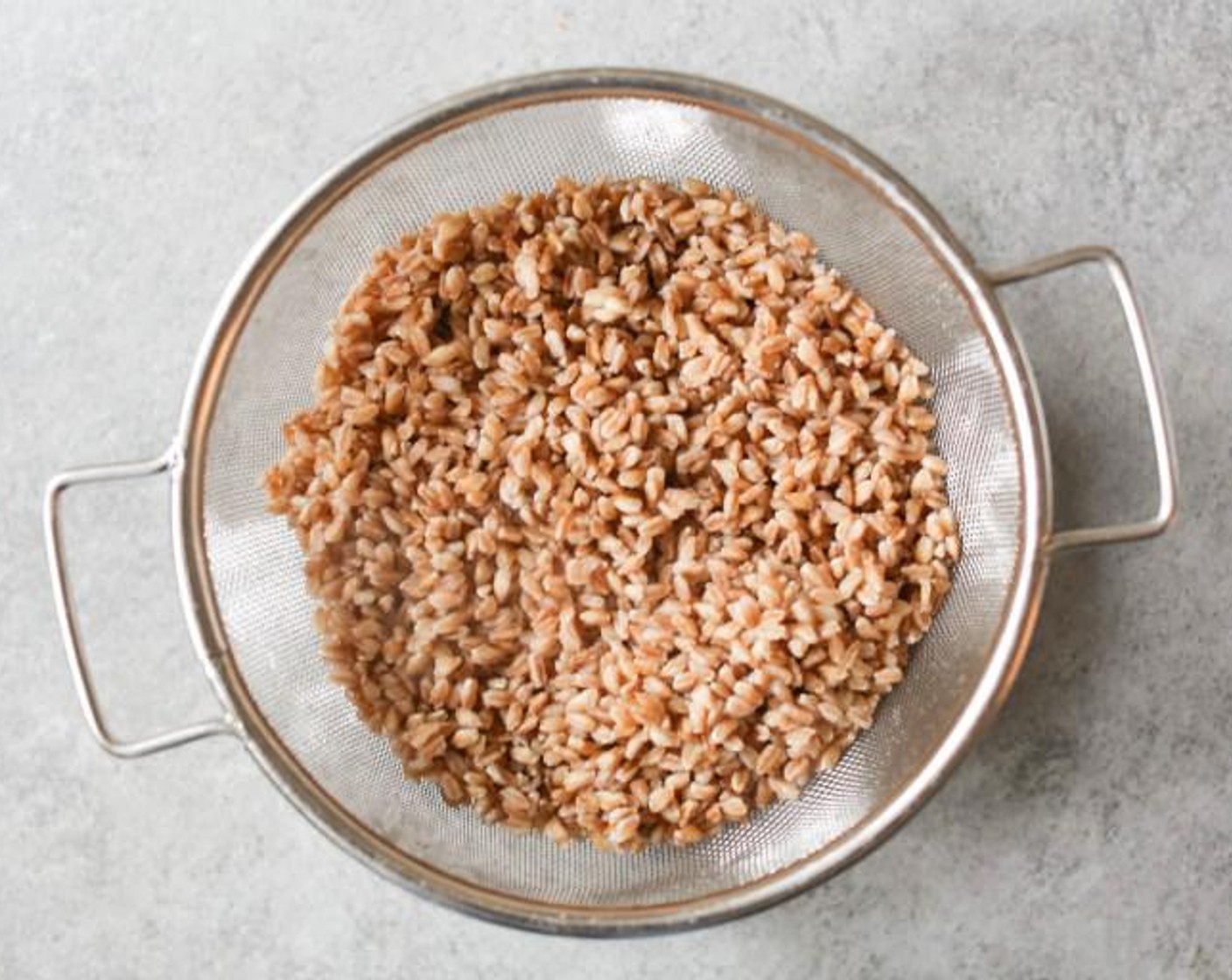 step 5 While the squash is roasting, cook the Pearled Farro (300 g) according to the package directions.