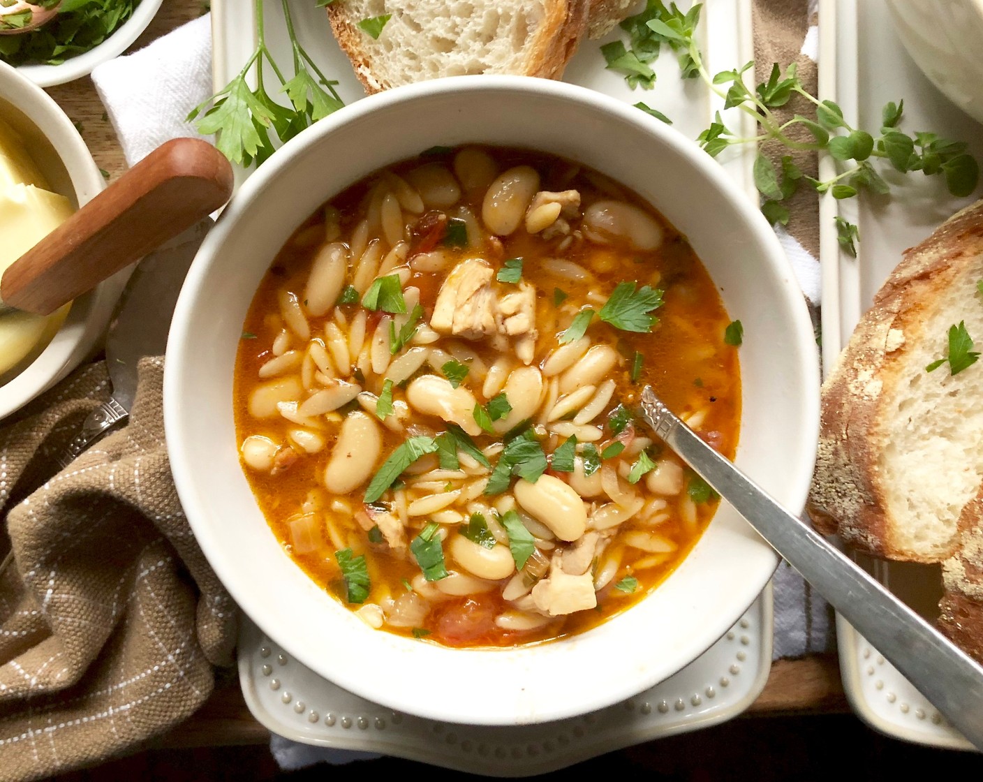 Tuscan Chicken and White Bean Soup