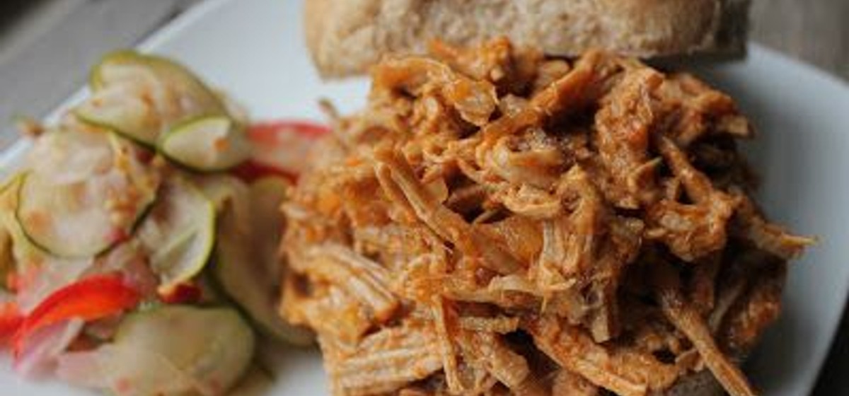 Easy Pulled Pork Sandwiches with Sweet and Spicy Pickles Recipe | SideChef