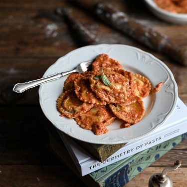 Tuscan Style Ravioli in Creamy Tomato Sauce Recipe | SideChef