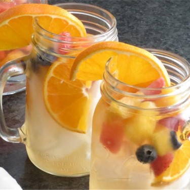 Summer Sipper Sangria Recipe | SideChef