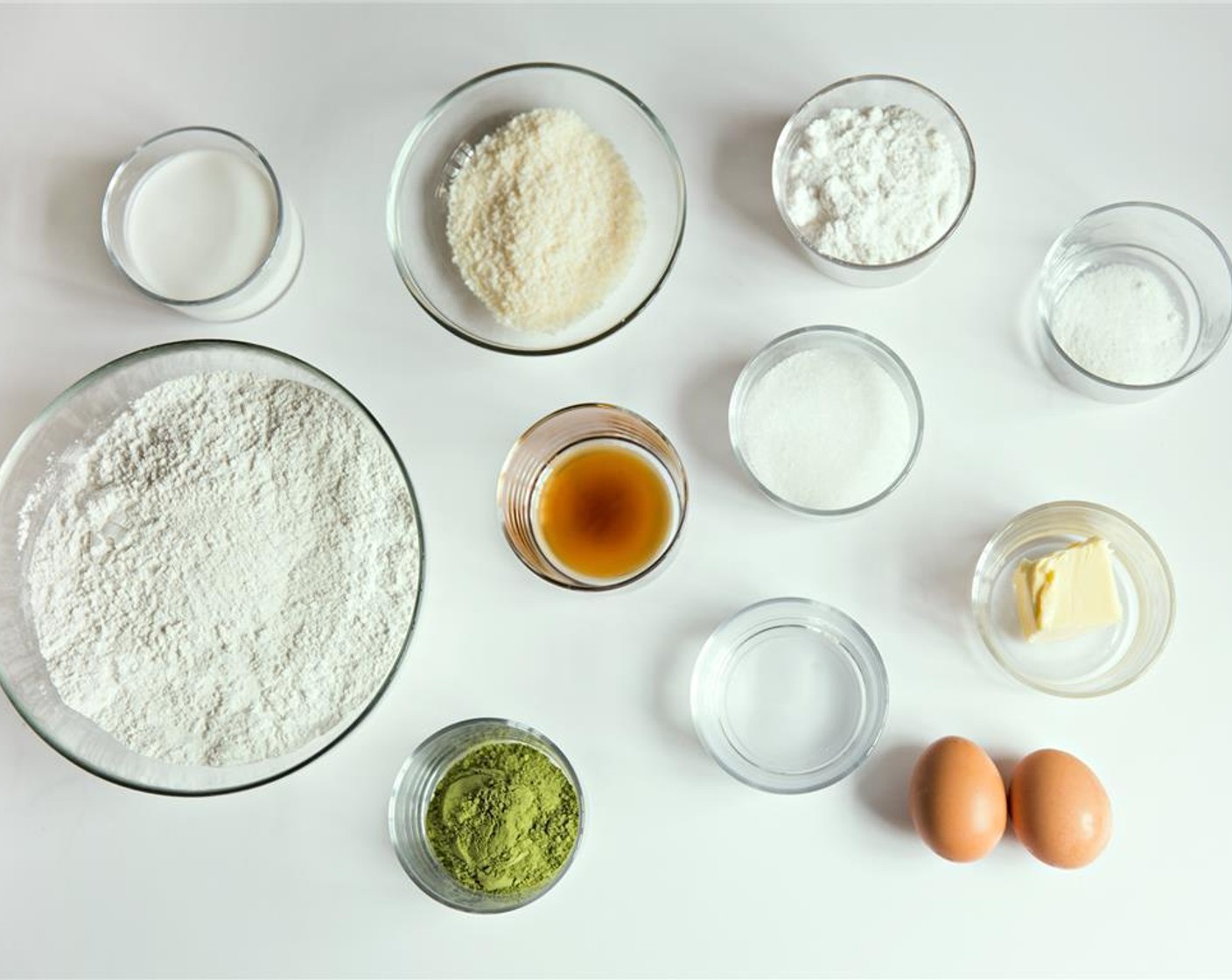 step 1 For starter dough, combine sticky Sweet Glutinous Rice Flour (1/2 cup), Coconut Milk (3 Tbsp), and Milk (3 Tbsp) in a microwavable bowl.