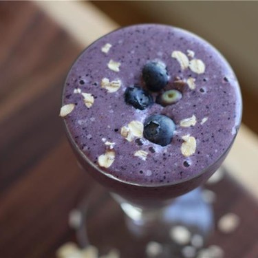 Blueberry Muffin Smoothie Recipe | SideChef