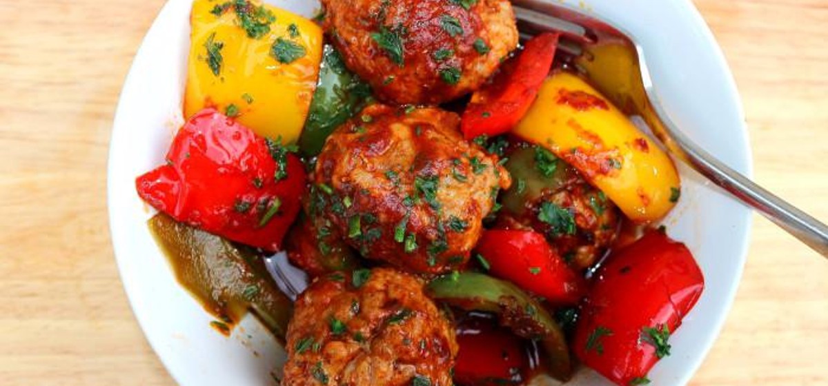 Italian Sausages and Bell Peppers Recipe | SideChef