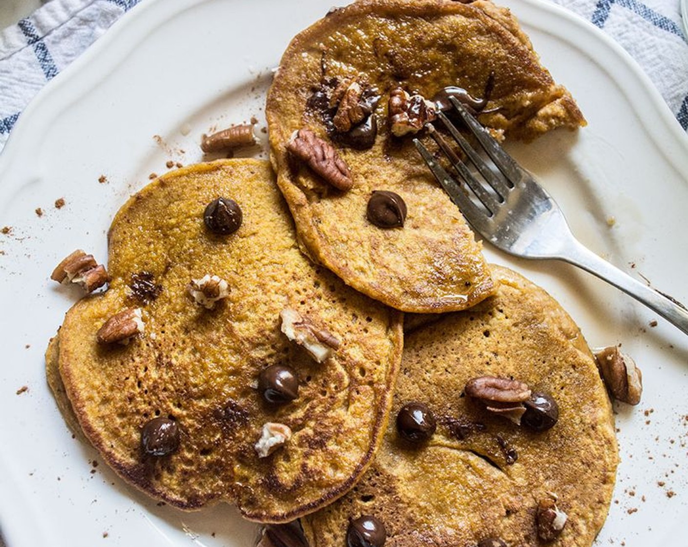 Healthy Pumpkin Oat Pancakes