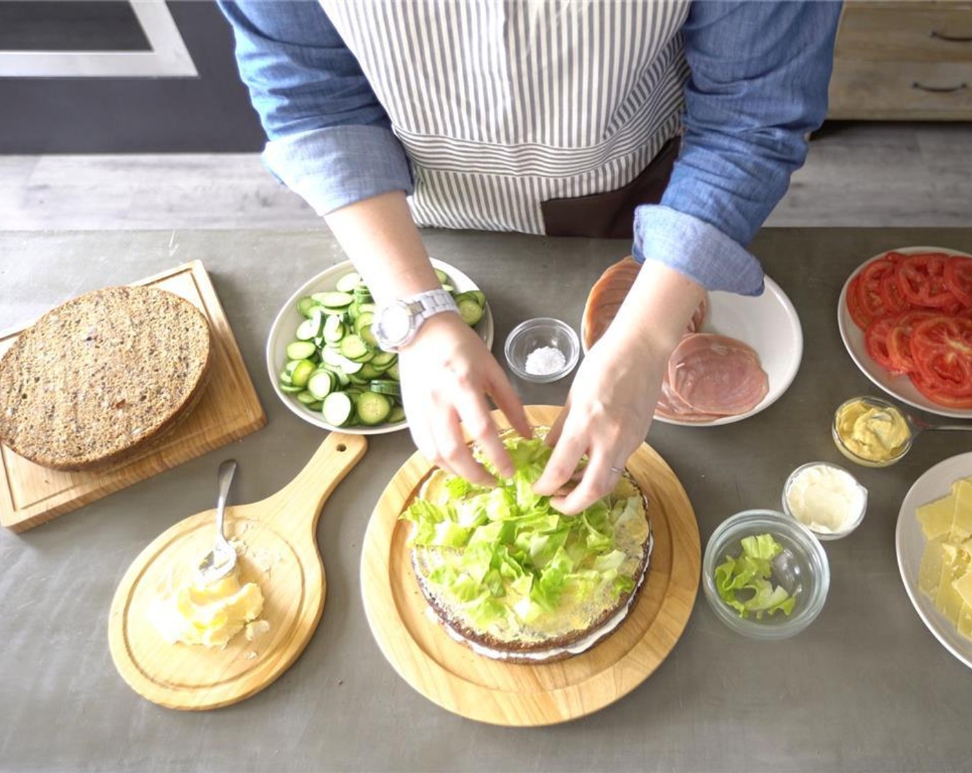 step 8 Top with Iceberg Lettuce (8 pieces).