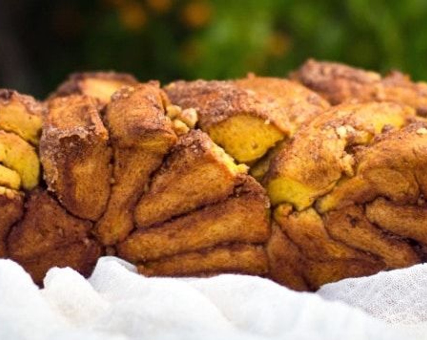 Pumpkin Cinnamon Pull-Apart Bread