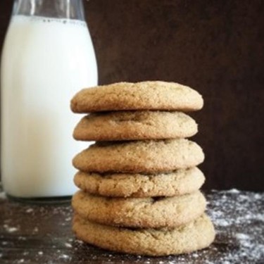 Talkeetna Roadhouse Ginger Molasses Cookies Recipe | SideChef
