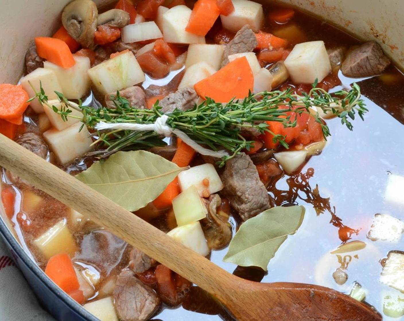 step 6 Stir in the Low-Sodium Beef Broth (6 cups) and heat to boiling. Reduce heat to a simmer, cover the pot and cook for 10 minutes.