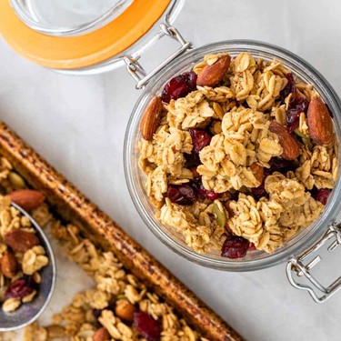 Healthy Homemade Pumpkin Granola Mix Recipe | SideChef