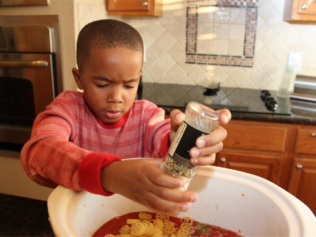 Step 7 of Pizza in a Bowl Recipe: Season with Italian Seasoning (1 tablespoon).