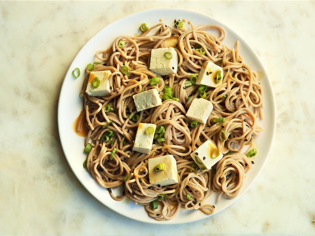 Chilled Soba Noodles with Spicy Orange Sesame Recipe | SideChef