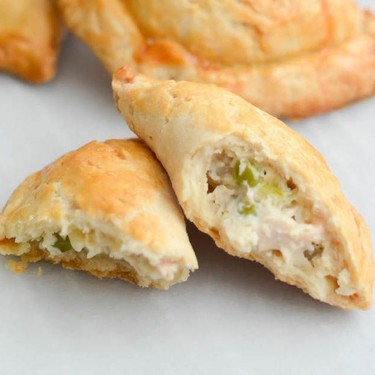 Healthier Chicken Pot Pie Pockets Recipe | SideChef