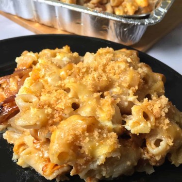Smoked Mac and Cheese with Gouda and Caramelized Onions Recipe | SideChef