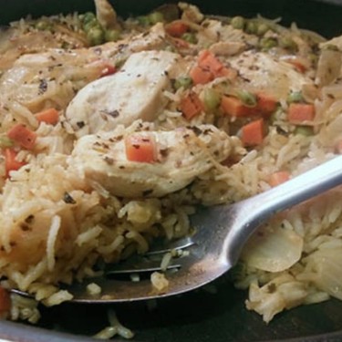 Easy Skillet Chicken and Rice Recipe | SideChef