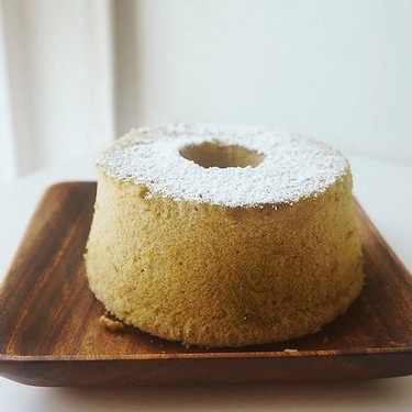 Matcha Green Chiffon Cake Recipe | SideChef