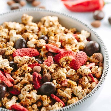 Chocolate Almond Aztec Popcorn with Strawberries Recipe | SideChef