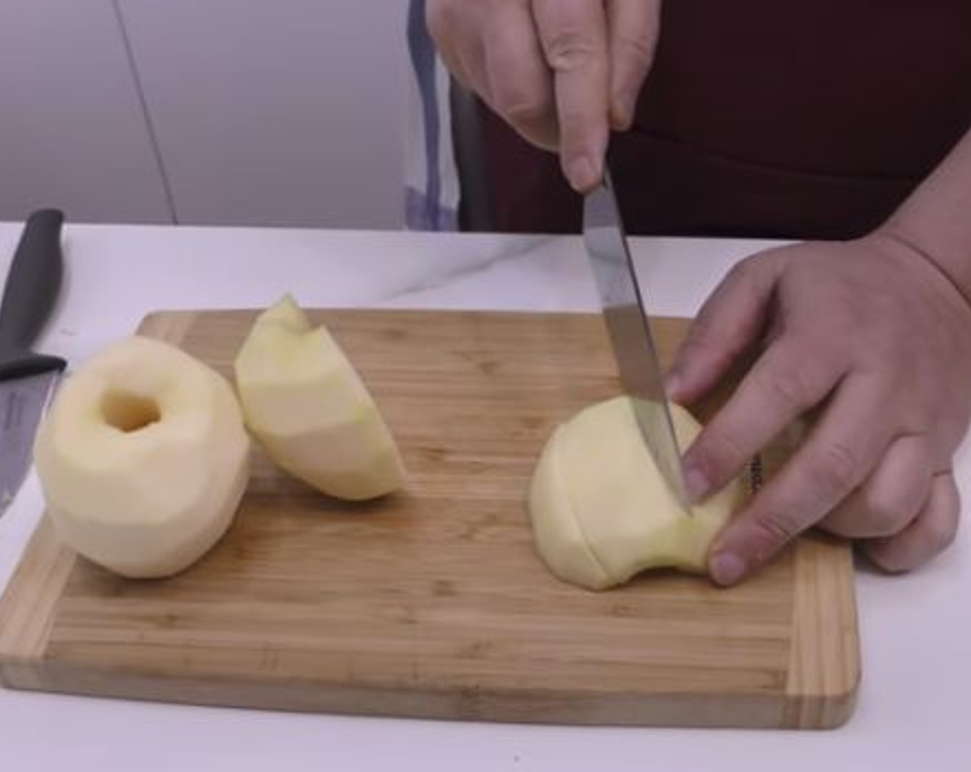 step 1 Peel, core and cut the Apples (2) into slices.