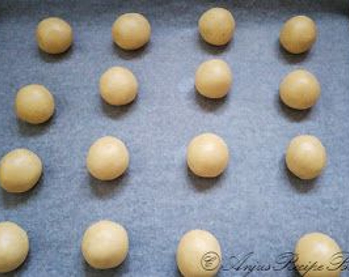 step 9 You should roll the balls well without any cracks and place the balls on the tray. Leave some space between each ball.