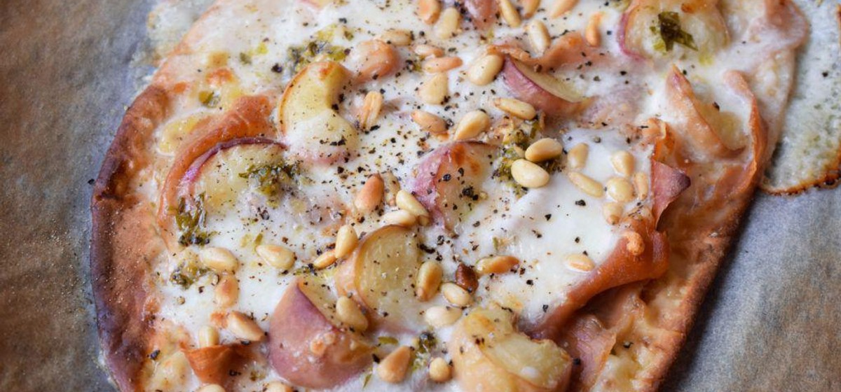 Pizzette with Flat Peaches, Parma Ham and Burrata Recipe SideChef