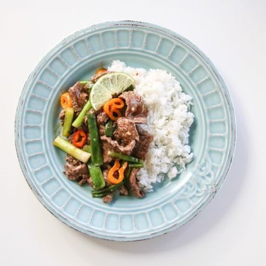 Steak and Scallion Stir-Fry Recipe | SideChef