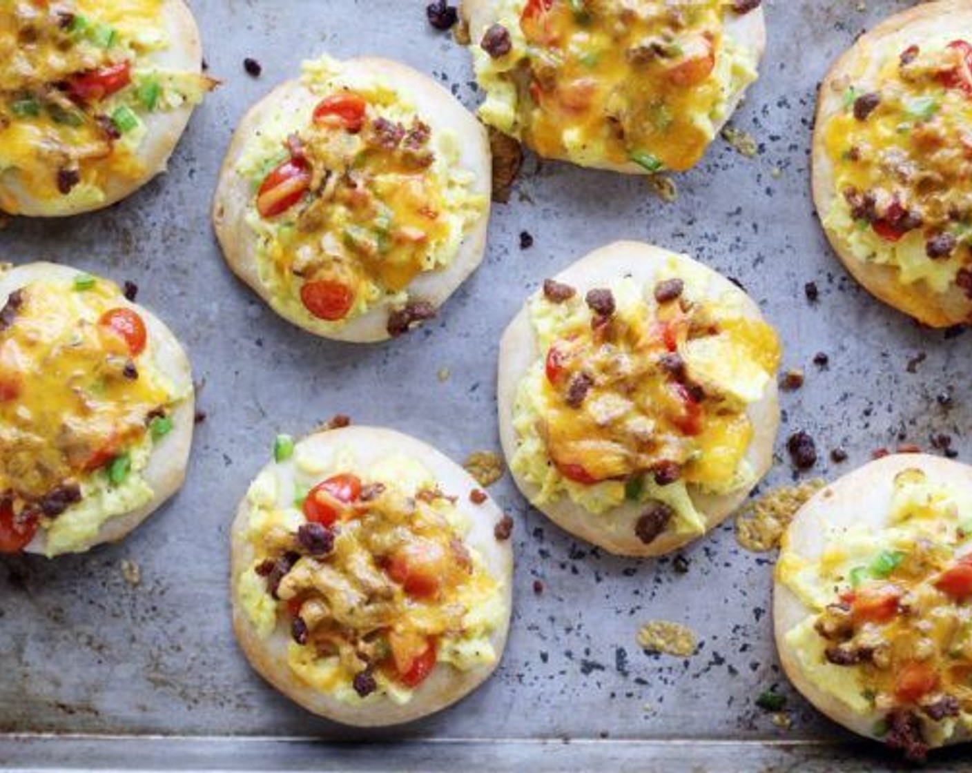 Cheesy Biscuit Breakfast Pizzas