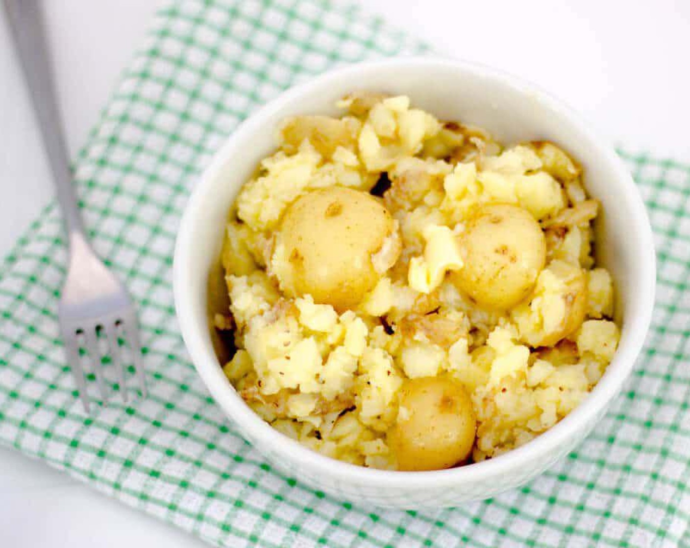 Easy Crushed Baby Potatoes