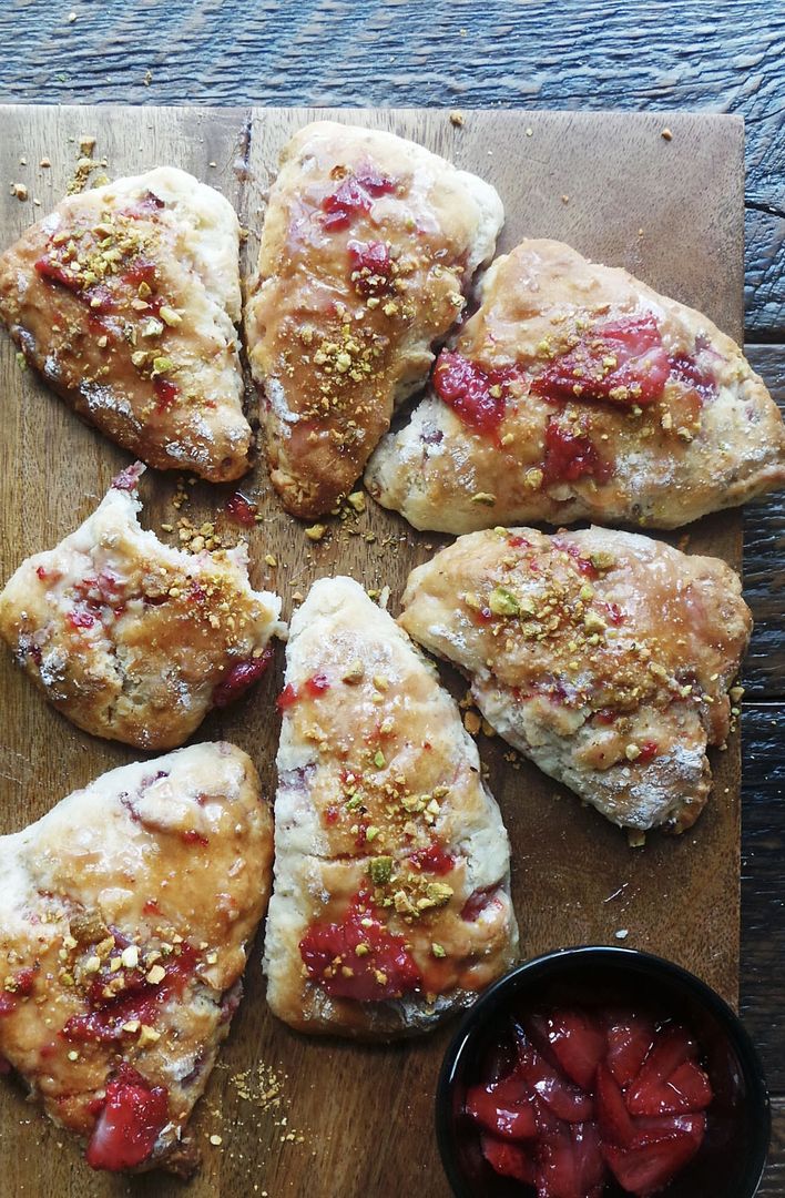 sconeです。 Cream Scones – Just Jan's