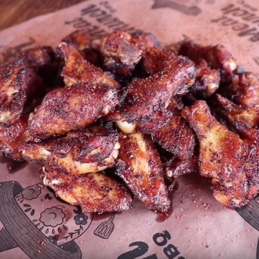 Smokafried Chicken Wings Recipe | SideChef