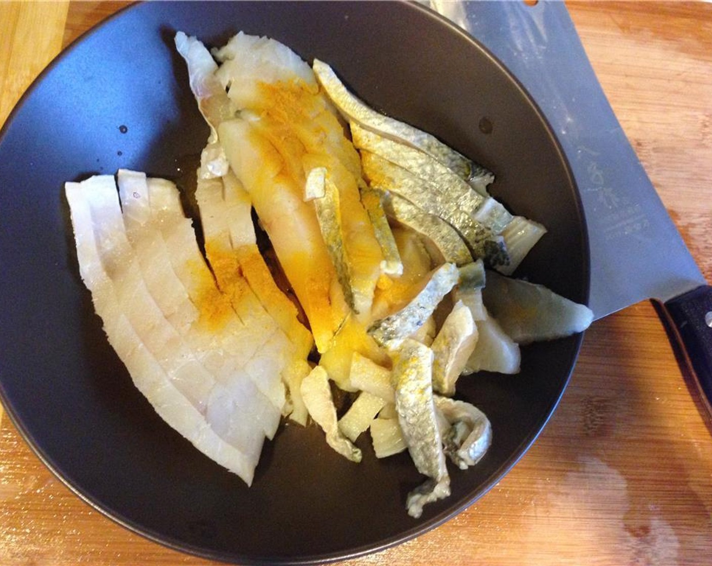 step 2 Transfer the fish into a bowl. Add the Ground Ginger (1/2 tsp). Set aside.