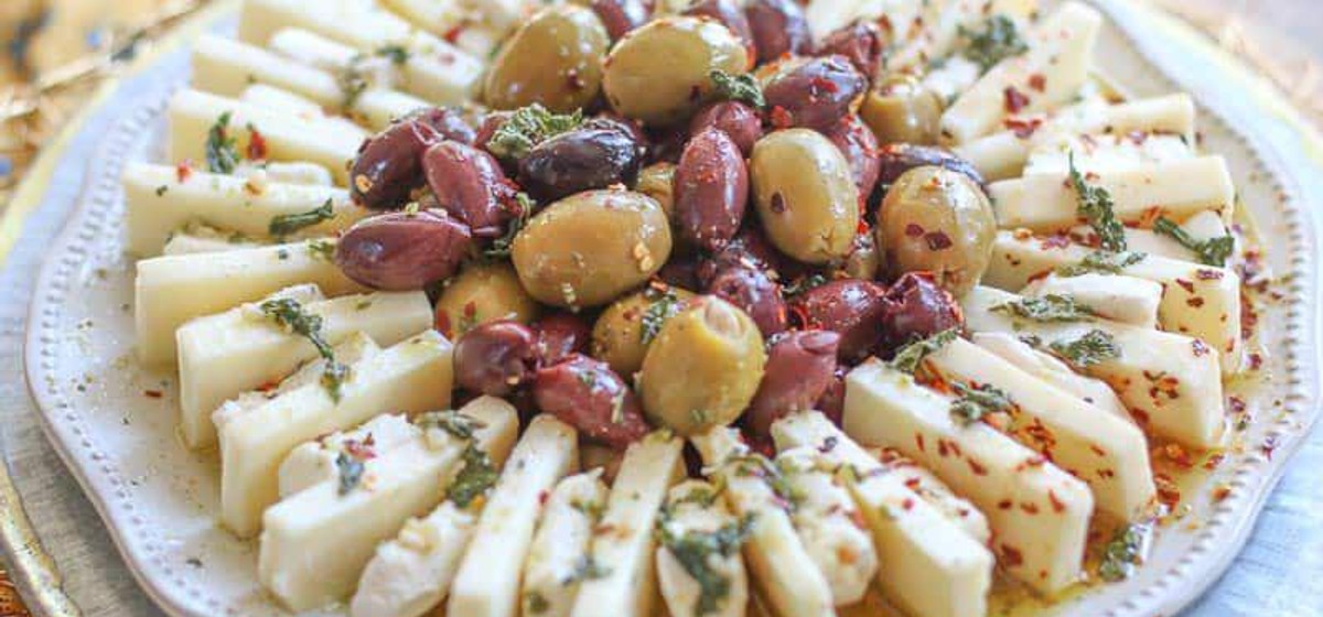 Easy Marinated Olives &amp; Cheese Ring Appetizer Recipe | SideChef