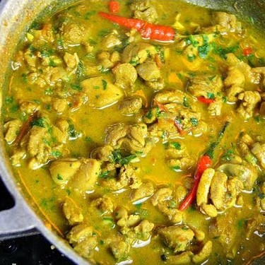 30-Minute Chicken Curry Recipe | SideChef