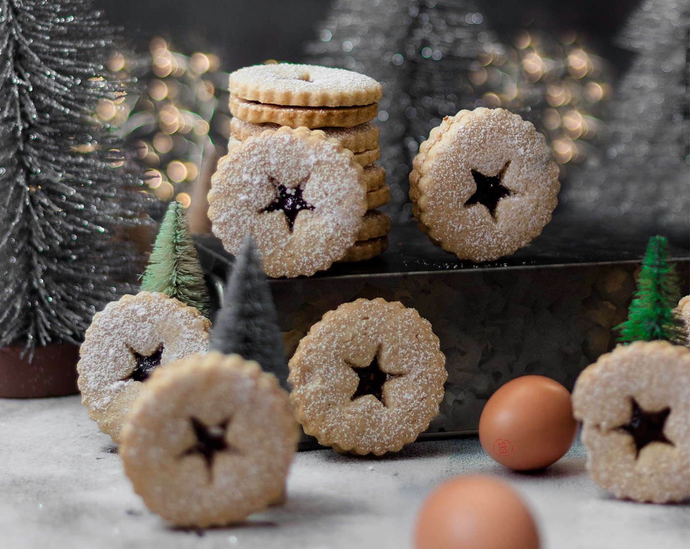 Raspberry Linzer Cookies
