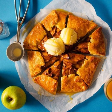 Easy Apple Galette Recipe | SideChef