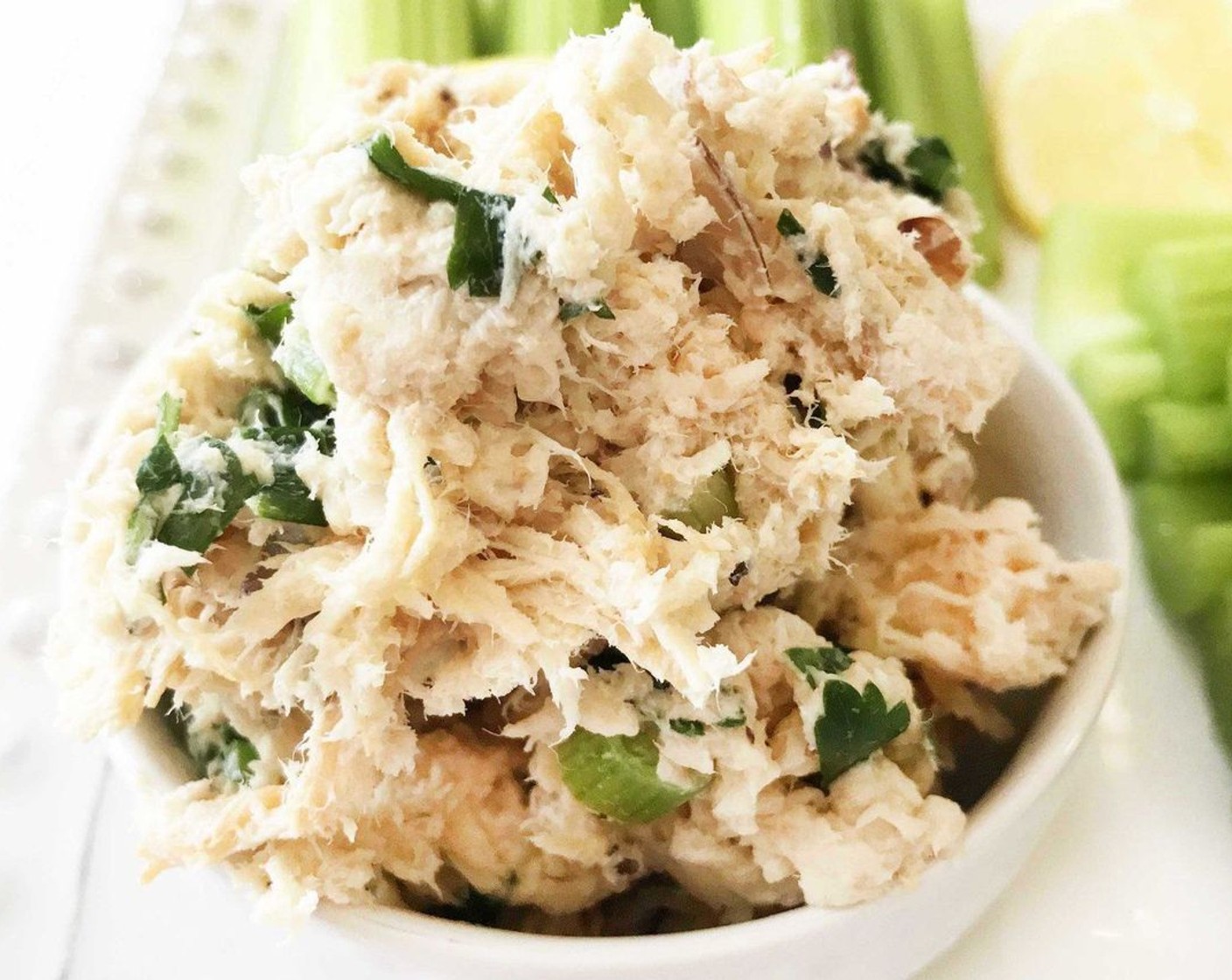 step 5 Place in an air-tight container in the fridge to cool for at least 2 hours or until ready to serve. Store leftovers in an air-tight container in the fridge for 3-5 days. I served mine with celery sticks for a more “resolution friendly” party appetizer!