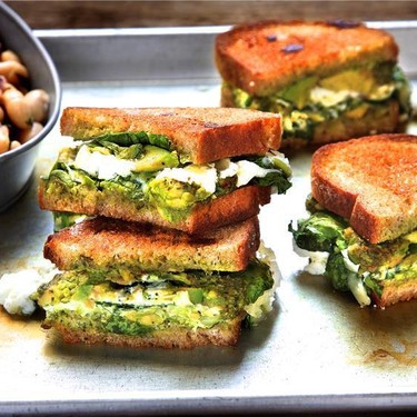 Spinach Pesto Grilled Cheese with Cannellini Salad Recipe | SideChef