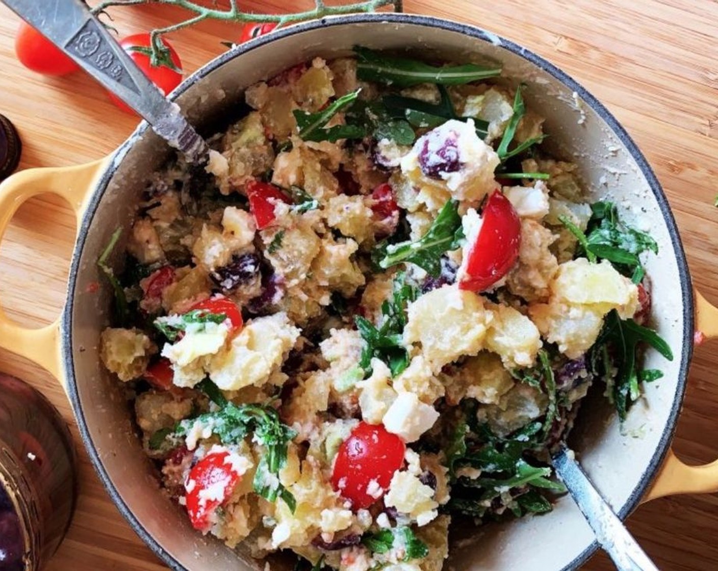 step 4 Refrigerate salad for a couple of hours before serving. Serve chilled or at room temperature.