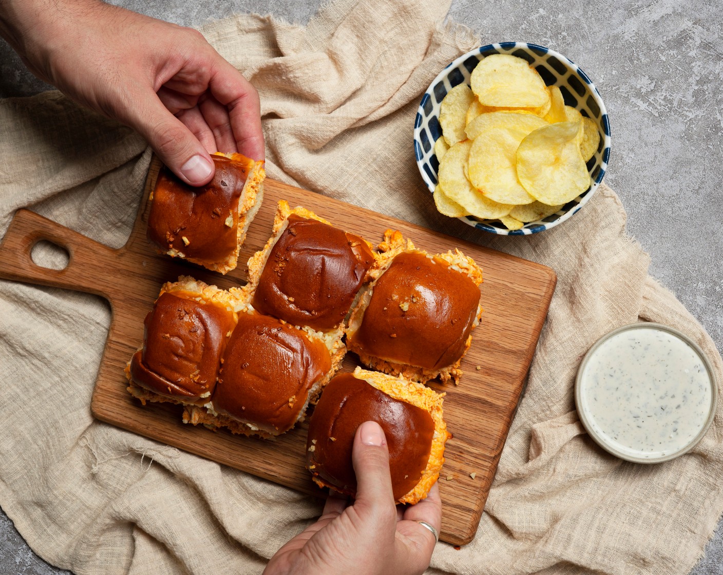 Simple Addicting Buffalo Chicken Dip Sliders