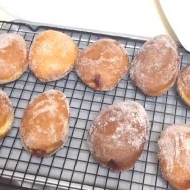 Jelly Doughnuts Recipe | SideChef