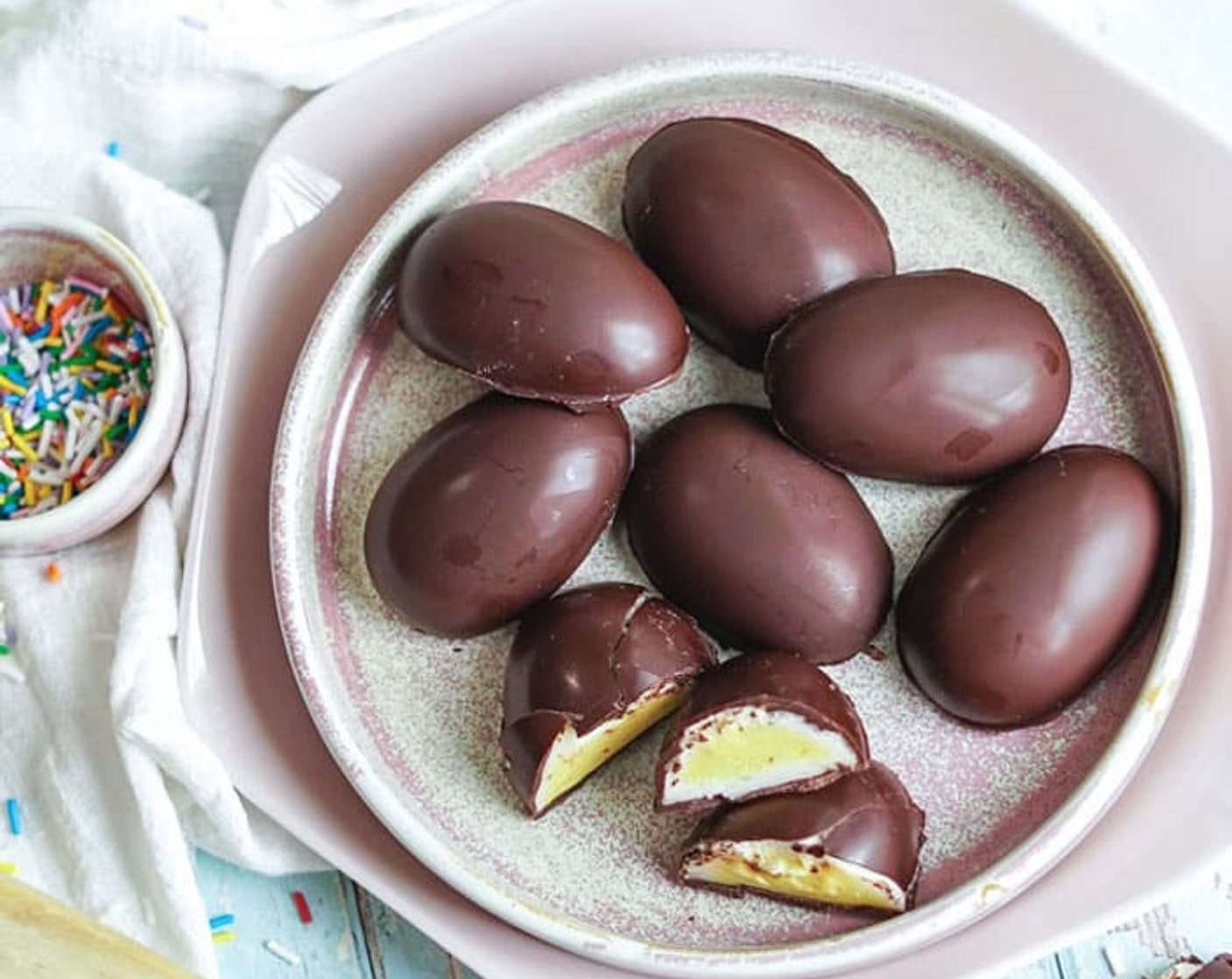 Vegan Creme Eggs