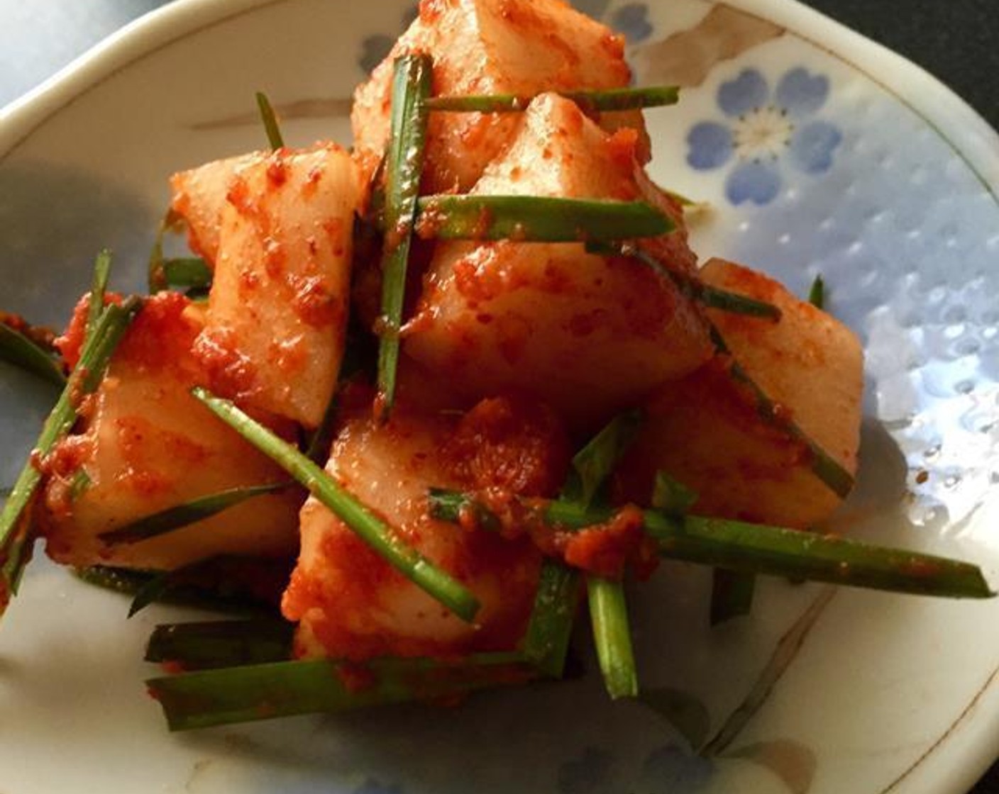 White Radish Kimchi (Kkakdugi)