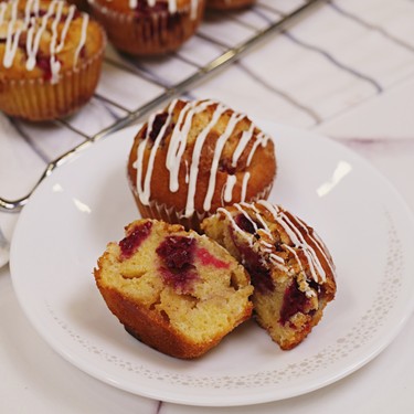 Raspberry White Chocolate Muffins Recipe | SideChef
